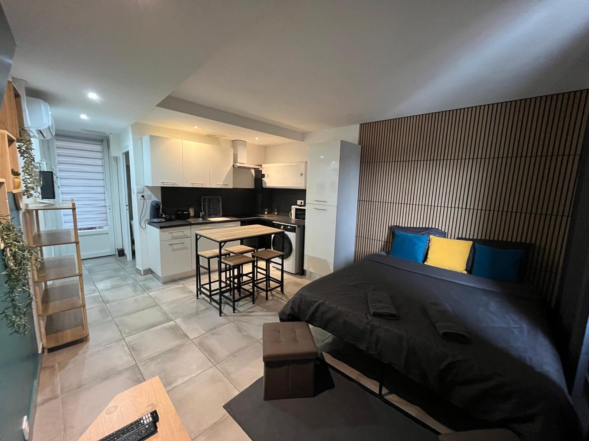 Studio Confortable Avec Balcon Villeneuve-sur-Lot Kültér fotó